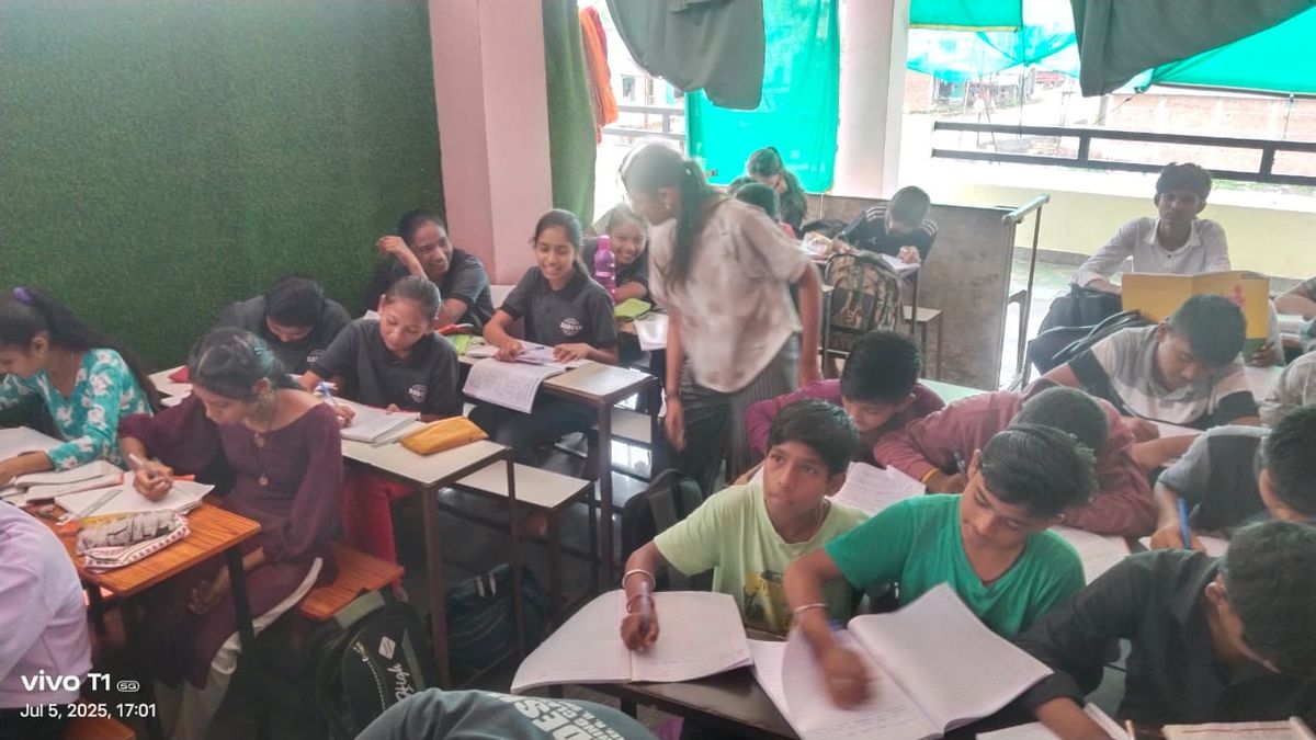 Aadesh coaching classes  image 4